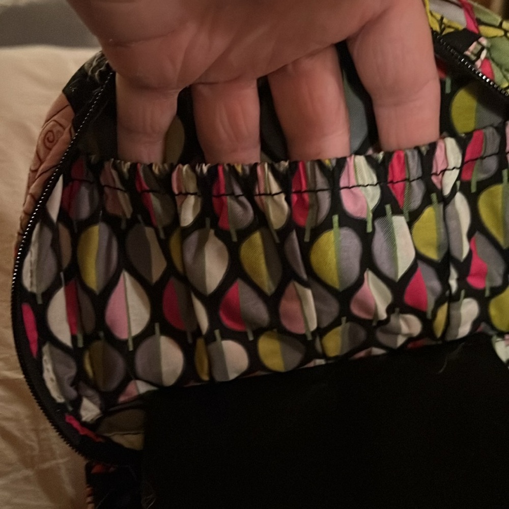 Vera Bradley Moon BloomsTravel Organizer Retail
store NWT Black Pink Flowers - Picture 6 of 7